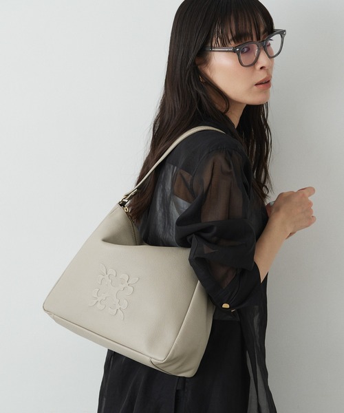 russet（ラシット） ショルダーバッグ バッグ エンボスモノグラム2WAY