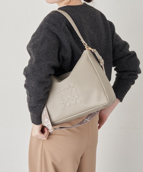 russet（ラシット） ショルダーバッグ バッグ エンボスモノグラム2WAY