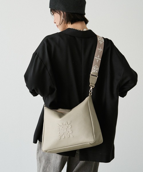 russet（ラシット） ショルダーバッグ バッグ エンボスモノグラム2WAY