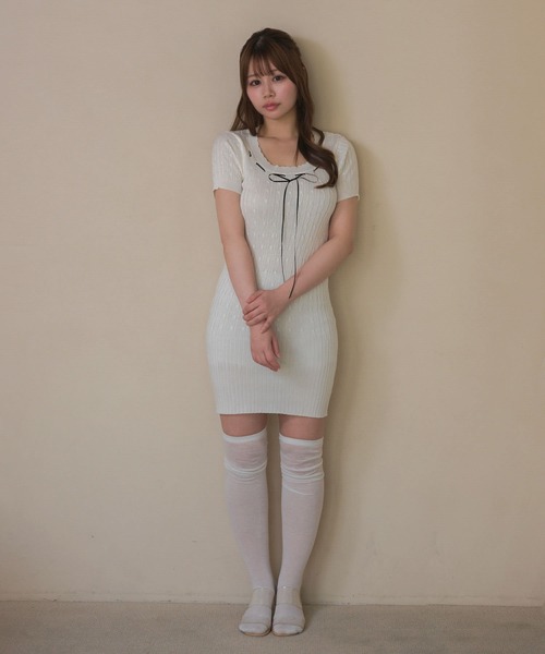 M DOLLY ワンピース Cable knit elsa ribbon mini dress/ケーブル