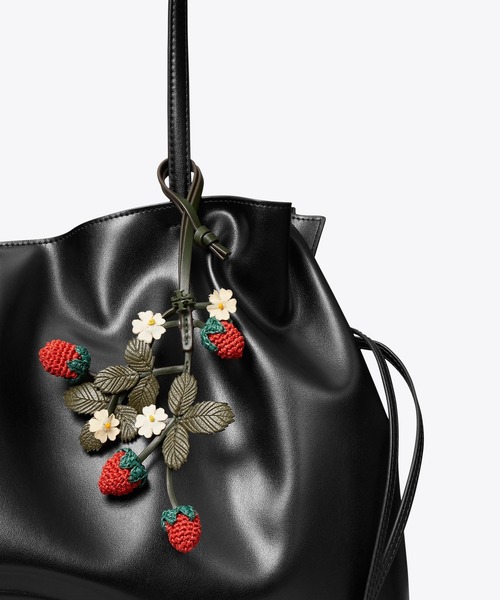 TORY BURCH（トリーバーチ） キーホルダー ベリーヴァイン バッグ