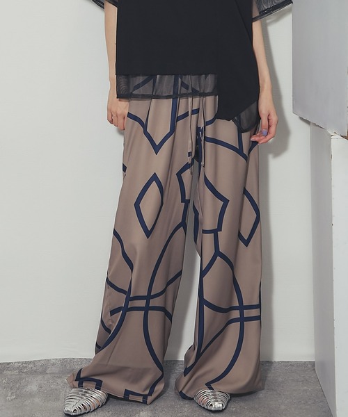 ワイドパンツ パンツ 柄プリントワイドパンツ レディース : ZOZOTOWN