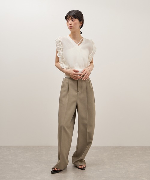 新品未使用　アダムエロペ　ADAM ET ROPE' FEMME ベスト　ジレ ADAM ET ROPE'（アダムエロペ） ベスト ジレ フリルメッシュジレ