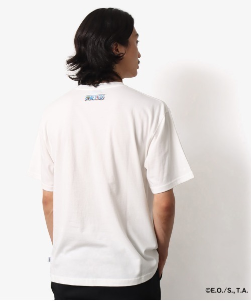 「atmos」 半袖Tシャツ「ONE PIECEコラボ」 X-LARGE ホワイト メンズ_画像2