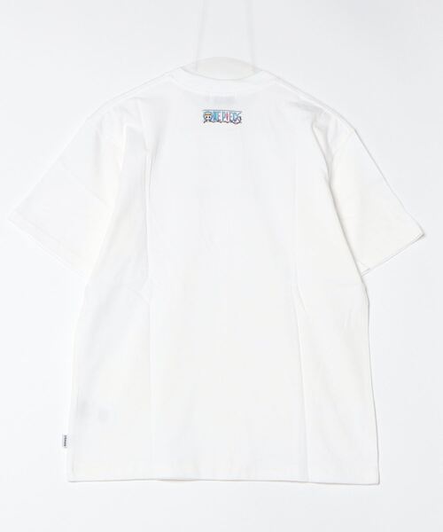 「atmos」 半袖Tシャツ「ONE PIECEコラボ」 X-LARGE ホワイト メンズ_画像3