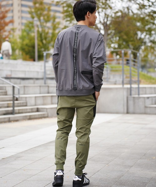 LUXE/R モックネック ボンディングトレーナー LUXE/R モックネック ボンディングトレーナー LUXE/R スポンジ