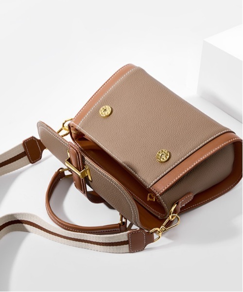 ショルダーバッグ バッグ 「NiiNa」「高品質牛革」2way