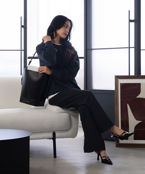 CHARLES &amp; KEITH エノラ イロンゲイティッドバケツバッグ ノワール Enola エノラ イロンゲイティッドバケツバッグ - ノワール | CHARLES