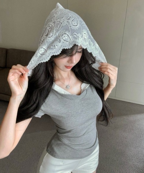 レース付きホワイト半袖Tシャツ LADY LIKE（レディライク） tシャツ レースフード付き半袖Tシャツ