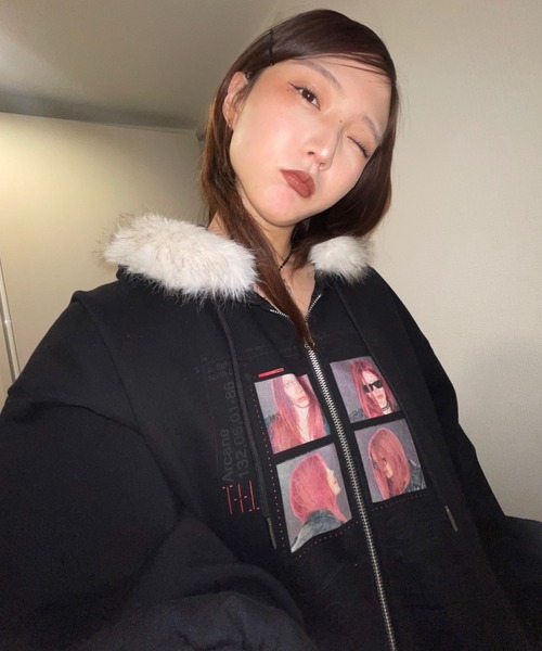 未使用　seesee フーディー　パーカー　25aw s.f.c URBS JEANASIS（ジーナシス） パーカー 「25quee」カコウプリントZIP