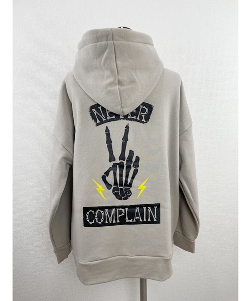 「WORLD WIDE LOVE!」 プルオーバーパーカー 1 グレイッシュベージュ レディース_画像9