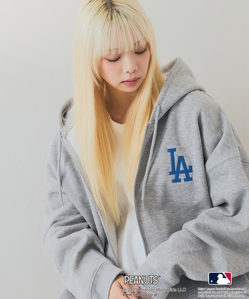 PEANUTS パーカー 「PEANUTS×MLB」オリジナルデザイン フルジップ