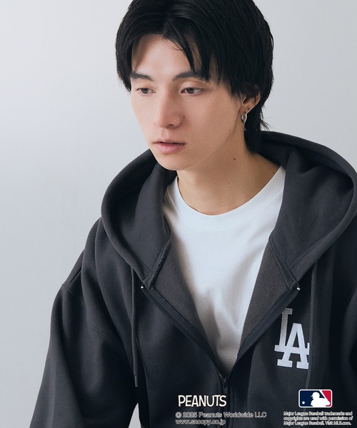 PEANUTS パーカー 「PEANUTS×MLB」オリジナルデザイン フルジップ
