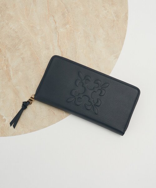 russet（ラシット） 財布 エンボスモノグラム多機能ウォレット