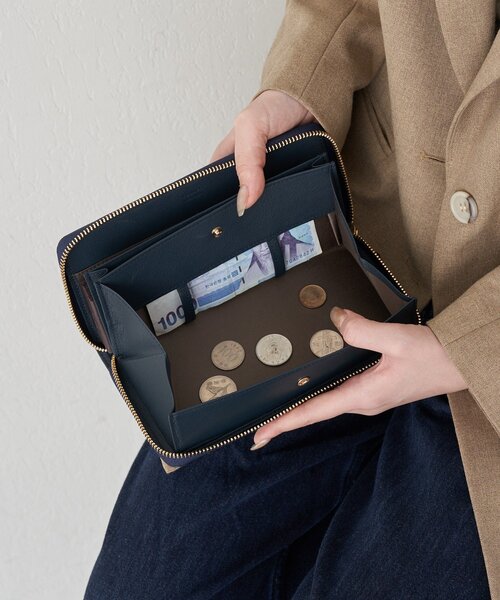 russet（ラシット） 財布 エンボスモノグラム多機能ウォレット