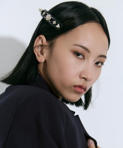 TOGA PULLA（トーガ プルラ） ヘアクリップ 「TOGA PULLA/トーガプルラ