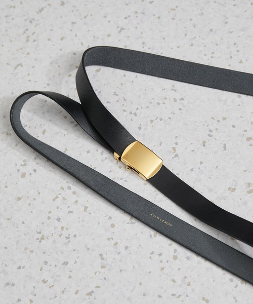 ADAM ET ROPE. ブラックレザーベルト ゴールドバックル新品　現行品 ADAM ET ROPE' ベルト 「サステナブル」・「定番人気」レザー