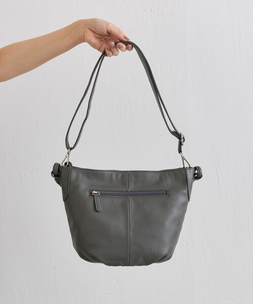 【美品】ear PAPILLONNER トグルショルダーバッグ グレー ear PAPILLONNER】トグルショルダーバッグ | OUTLET