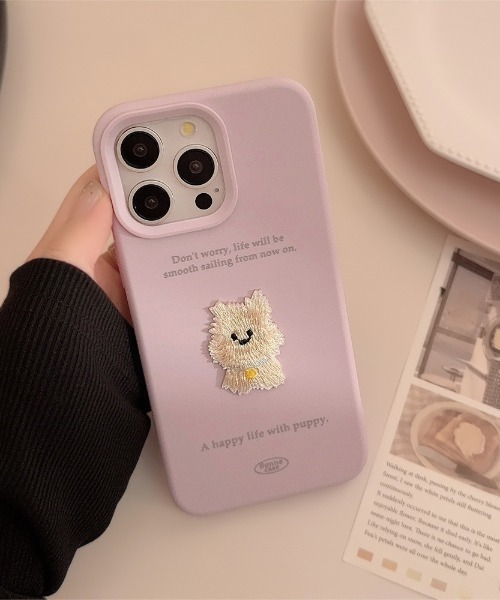 ●familiar 女の子とクマ刺繍 iPhoneケース13 モバイルアクセサリーに新作が登場！ ルクアイーレ店限定アイテムもご