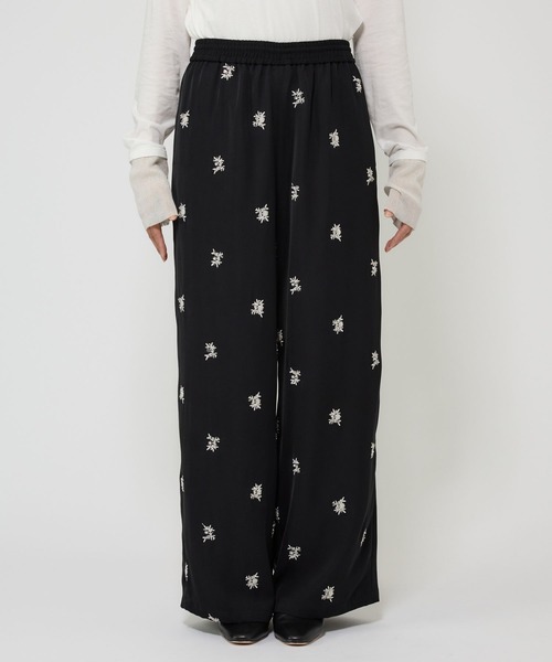 BABYLONE（バビロン） パンツ 花刺繍イージーパンツ レディース