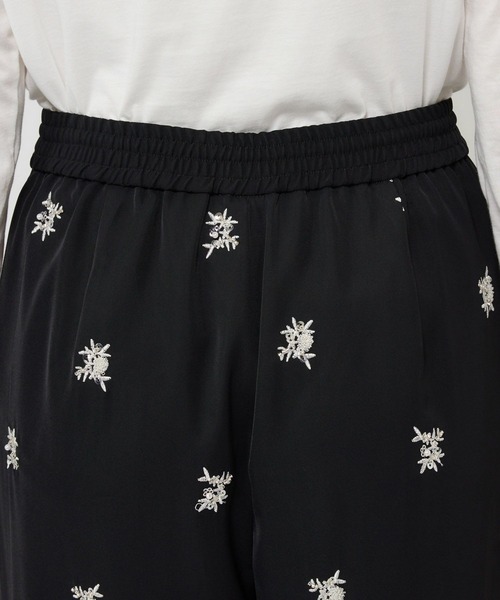 BABYLONE（バビロン） パンツ 花刺繍イージーパンツ レディース