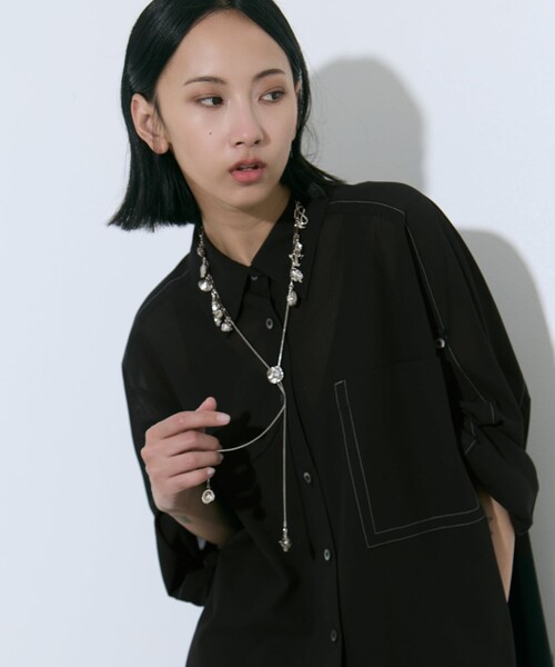ネックレス 「TOGA PULLA/トーガプルラ」Metal motif loop tie/メタルモチーフループタイ レディースの画像