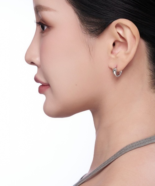 ピアス Drop Curve Hoop Pierce / 金属アレルギー対応 レディースの画像
