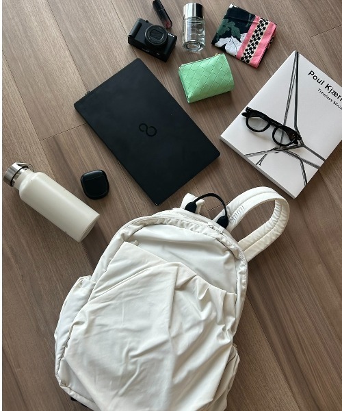 「emmi」 リュック ONE SIZE ブラック レディースの画像