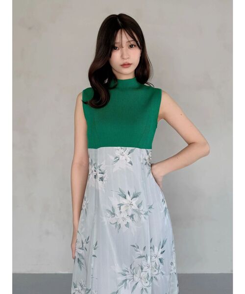 ワンピース 花柄ドッキングバックレースアップワンピースの画像