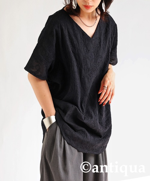 antiqua（アンティカ） antiqua tシャツ 半袖 綿100%ペイズリー柄刺繍