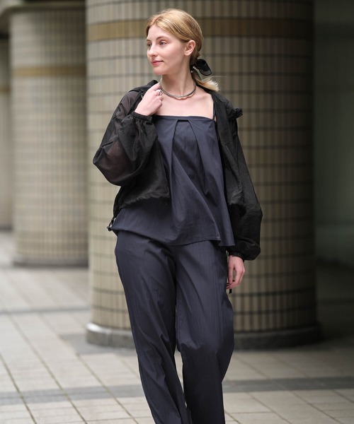 フリージアMiaミア　 ボアジャケットブルゾン 黒38Mサイズ　未使用 値下げ中Miaミア ボアジャケットブルゾン 黒38Mサイズ未使用