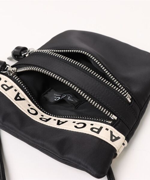 極美品　A.P.C. NECK POUCH REPEAT ショルダー NECK POUCH REPEAT（ショルダーバッグ）｜A.P.C.（アーペーセー