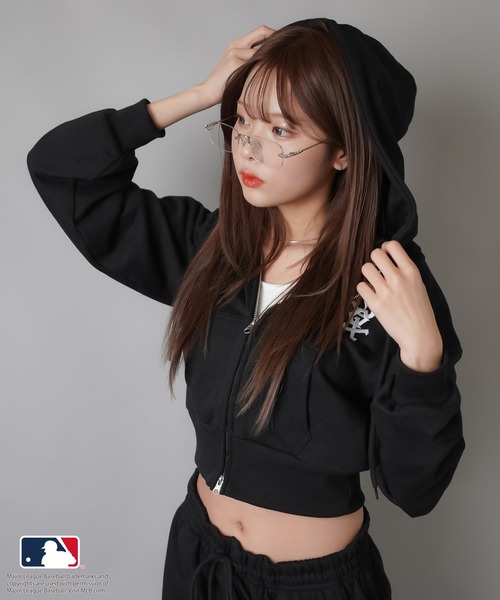パーカー 「MLB/メジャーリーグベースボール」ショートジップパーカー ジップアップパーカー レディース MLB/メジャーリーグベースボール】ショートジップパーカー