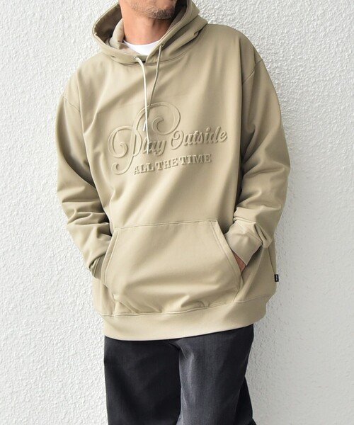 SHIPS any パーカー any: 「洗濯機可能」エンボスプリント ロゴ