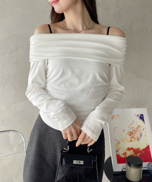 Ada. tシャツ ドレープデザイン オフショル カットソー レディース
