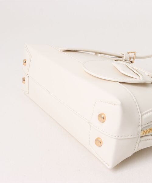 CHARLES & KEITH◆Enola エロンゲート ハンドルバッグ◆送料込 Cream Enola Elongated-Handle Bag - CHARLES & KEITH PH