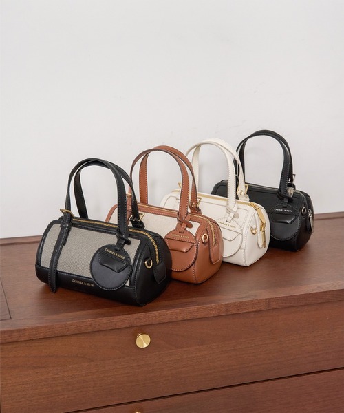 CHARLES ＆ KEITH トートバッグ Enola エノラ ボウリングバッグ