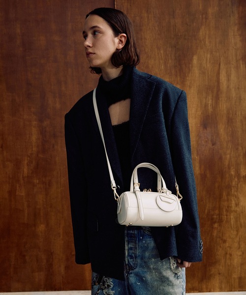 CHARLES & KEITH◆Enola エノラ ボウリングバッグ◆送料込 CHARLES & KEITH Enola エノラ ボウリングバッグ （Cream） -靴