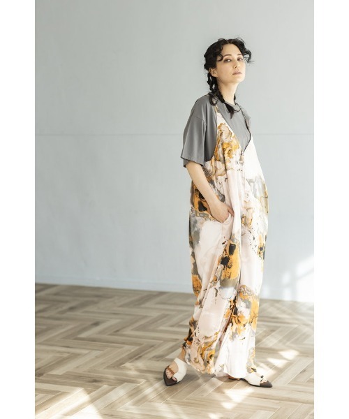 「OSMOSIS」 半袖カットソー ONE SIZE ブラック レディース_画像3