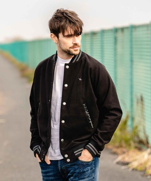 1PIU1UGUALE3 RELAX 「1PIU1UGUALE3 RELAX 」 スタジャン L ブラック