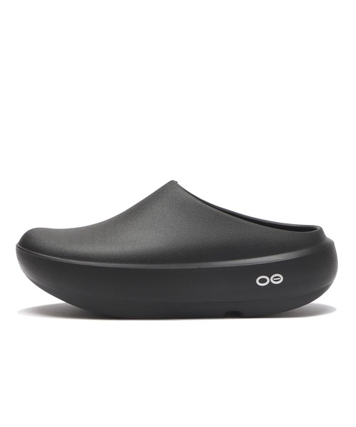 OOFOS（ウーフォス） 厚底 サンダル OOcloog PLUS 2001120050261