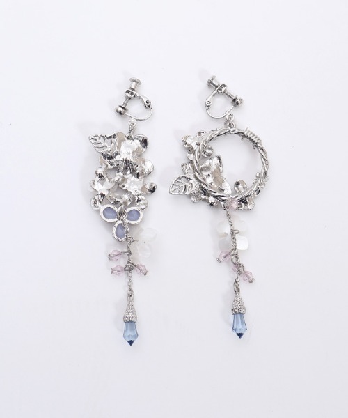 axes femme（アクシーズ ファム） イヤリング 紫陽花アシメイヤリング