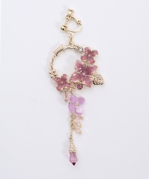 axes femme（アクシーズ ファム） イヤリング 紫陽花アシメイヤリング