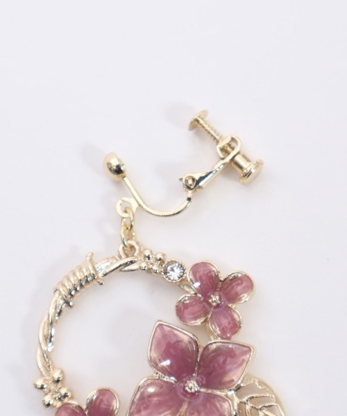 axes femme（アクシーズ ファム） イヤリング 紫陽花アシメイヤリング