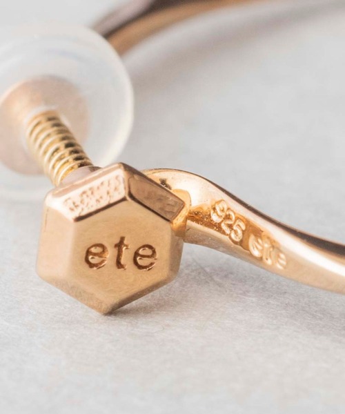 【ete】 フープイヤリング M ete フープイヤリング M プラチナム