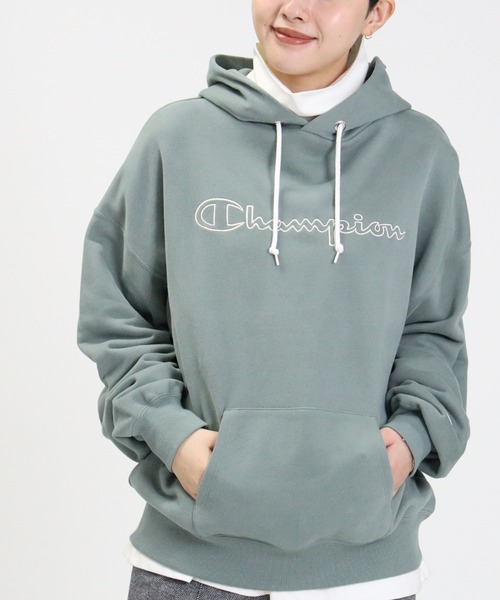 【新品】champion刺繍ロゴスウェットパーカー Champion」刺繍ロゴ プリント スウェットパーカー - 古着屋