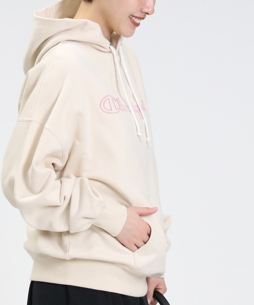 Champion（チャンピオン） パーカー 「Champion」ロゴ刺繍スウェット