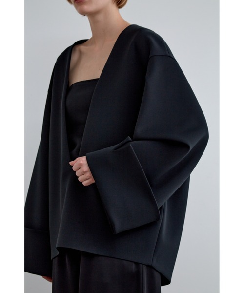 現行✨ルフィル　スキューバジャージーブラウス　ボリュームスリーブ　ダンボール素材 現行✨ルフィル スキューバジャージーブラウス ボリュームスリーブ