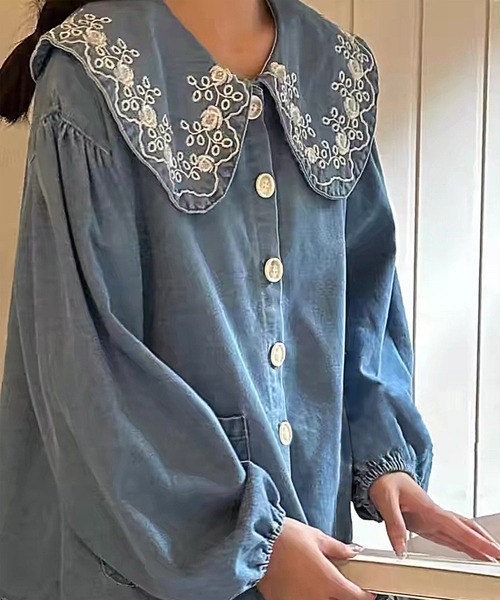 ハンドメイド*ライトデニム 刺繍 プチ襟ブラウス アイモハ aimoha 刺繍襟付きデニム風ブラウス （ライトブルー