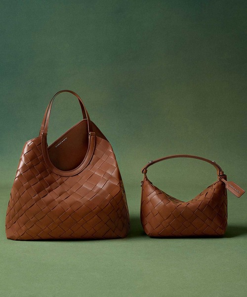 CHARLES & KEITH◆Ivette イベットトートバッグ◆送料込 CHARLES & KEITH◇Ivette イベットトートバッグ◇送料込